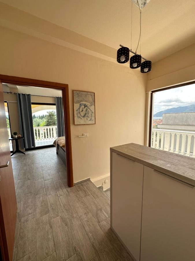 Vila Danica Tivat Lägenhet Exteriör bild