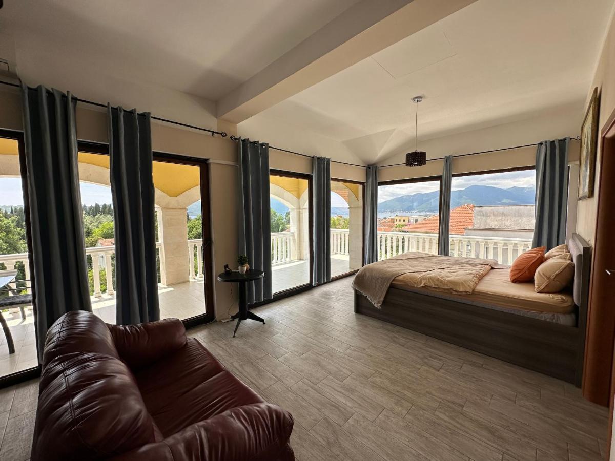 Vila Danica Tivat Lägenhet Exteriör bild