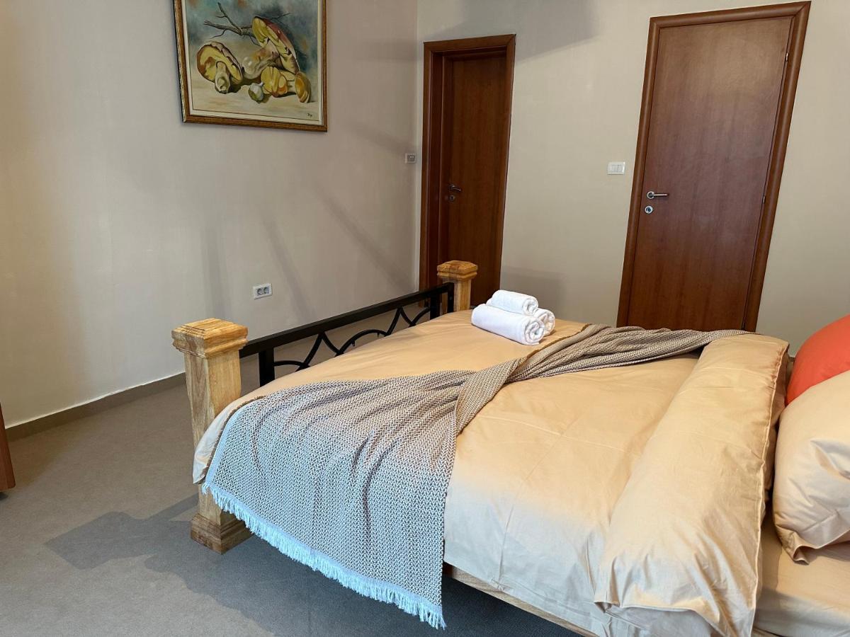 Vila Danica Tivat Lägenhet Exteriör bild