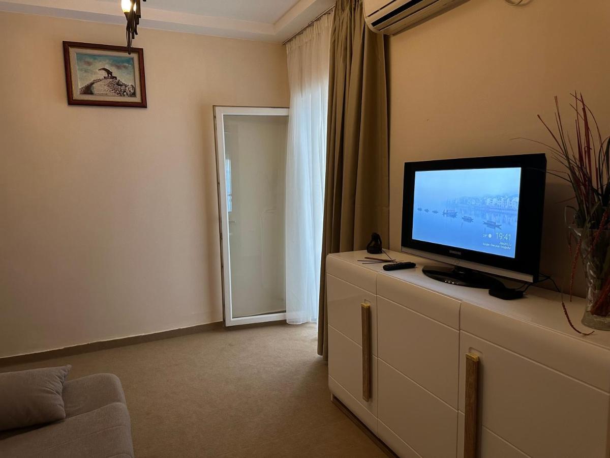 Vila Danica Tivat Lägenhet Exteriör bild