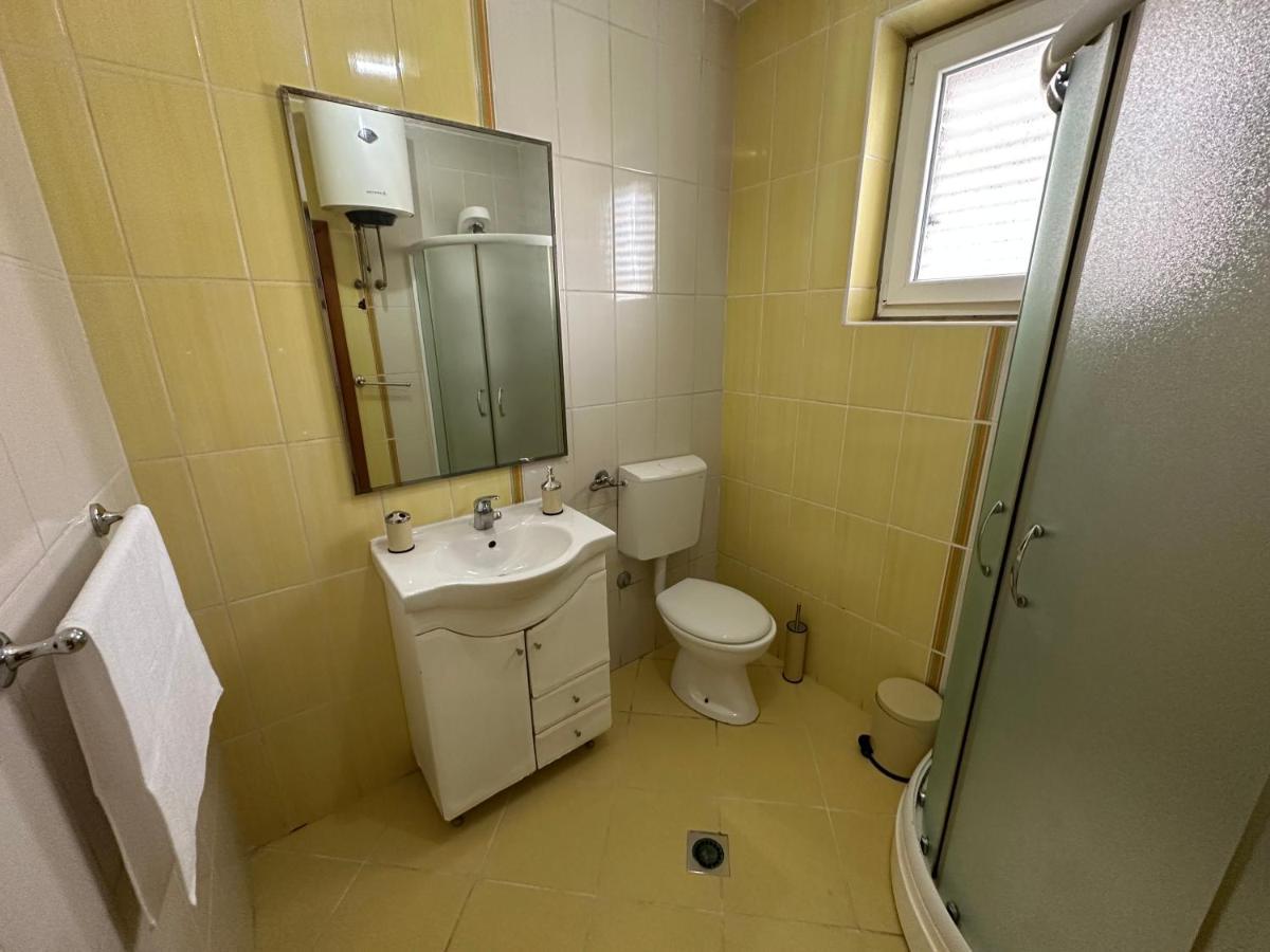 Vila Danica Tivat Lägenhet Exteriör bild